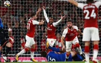 Khai màn Ngoại hạng Anh: Arsenal thắng nghẹt thở trước Leicester City
