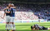 Newcastle 0-2 Tottenham: Buồn ngủ gặp chiếu manh