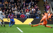 VIDEO Crystal Palace 2-1 Chelsea: ĐKVĐ "biếu" đội chót bảng 3 điểm đầu tay