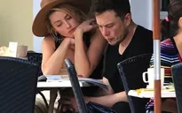 Tỷ phú Elon Musk không trở lại với vợ cũ của Johnny Depp