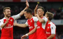 Thắng giòn Tottenham, sao Arsenal "nổ" tưng bừng