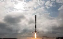 SpaceX lần đầu đưa vệ tinh lên quỹ đạo từ tên lửa đã sử dụng