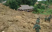 18 người bị vùi lấp trong mưa lũ ở Hòa Bình: Đã tìm thấy 8 thi thể