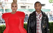 "Té ngửa" trước những bộ cánh kỳ dị ở Met Gala 2017