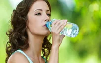 50.000 hạt vi nhựa có trong cơ thể người mỗi năm