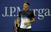 Roger Federer vừa chơi vừa lo tại US Open 2017