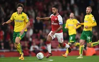 Đã đến lúc "thần đồng" bóng đá Anh cần rời Arsenal