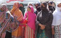 Pakistan: Người trông coi đền thờ sát hại 20 người