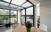 Khám phá căn nhà góc cạnh độc đáo ở TP.HCM