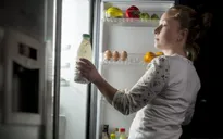 Trước khi ngủ, bạn không nên làm những điều này