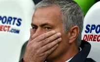 UEFA báo tin cực buồn cho Man Utd