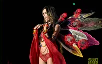 Alessandra Ambrosio xác nhận show 2017 là show cuối cùng với Victoria's Secret