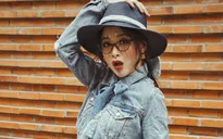 Angela Phương Trinh "chịu chơi" khi đính trang sức lên lông mày