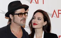 Angelina Jolie ân hận vì cách cư xử với Brad Pitt