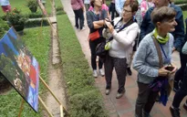 Triển lãm ảnh Thu Vọng Nguyệt thu hút khách du lịch nước ngoài