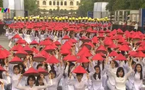 3.000 người đồng diễn áo dài trên phố đi bộ Nguyễn Huệ