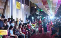 Rực rỡ trang phục truyền thống các nước tại Hà Nội