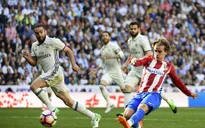 Bị Atletico ghìm chân, ngôi đầu của Real Madrid trở nên lung lay