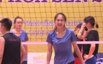 Đội bóng chuyền nữ Đại học Thể thao Bắc Kinh sẵn sàng cho lượt trận thứ 2 tại VTV Cup Tôn Hoa Sen 2017