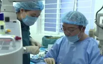 Hành trình 15 năm chữa lành những đôi mắt của vị bác sĩ Nhật Bản