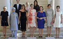 Bạn đời đồng tính của Thủ tướng Luxembourg nổi bật giữa các đệ nhất phu nhân