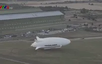 Máy bay lớn nhất thế giới Airlander 10 rơi ở Anh