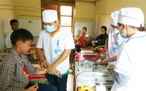 73 người ở Lào Cai bị ngộ độc sau khi ăn cỗ ở đám cưới