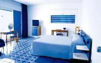 Thổi bay cảm giác nóng nực trong nhà bằng sắc màu biển cả