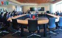 Chủ tịch Quốc hội làm việc với Tòa án tối cao bang Tây Australia