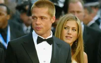Brad Pitt nhắn tin cho vợ cũ