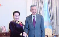 Chủ tịch Quốc hội hội kiến với Thủ tướng Singapore