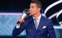 Ronaldo thắng giải Cầu thủ xuất sắc nhất 2016 do FIFA trao tặng