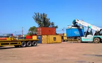 Đấu giá 21 container thuốc lá bị tạm giữ tại cảng Quy Nhơn