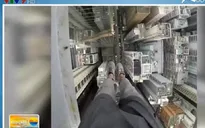 Hong Kong (Trung Quốc): Trượt ván trên cao ốc 632m không có bảo hiểm