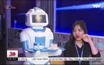 Trải nghiệm robot phục vụ cafe đầu tiên tại Hà Nội