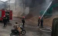 Kho chứa hàng chục ngàn tấn nông sản âm ỉ cháy hơn 1 ngày