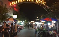 Thưởng thức hải sản ở chợ đêm đảo ngọc Phú Quốc