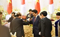 Thủ tướng Nguyễn Xuân Phúc chiêu đãi trọng thể Thủ tướng Nhật bản Shinzo Abe