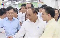 Thủ tướng làm việc với Samsung Thái Nguyên