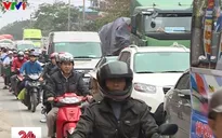 Chợ Viềng, Nam Định: Chưa đến phiên đã tắc đường cả km