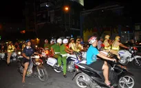 Diễn tập chống đua xe trong đêm trên Quốc lộ ở TP.HCM
