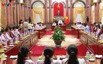 Chủ tịch nước gặp mặt 58 trẻ em có hoàn cảnh đặc biệt, khó khăn