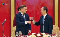 Chủ tịch nước chiêu đãi trọng thể Tổng Thống Ba Lan