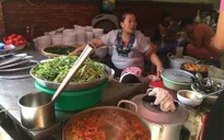 Hà Nội xóa sổ tình trạng "bún mắng, cháo chửi": Liệu có khả thi?