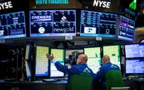 Chứng khoán Mỹ tăng điểm lên mức kỷ lục mới