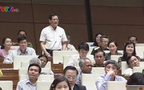 Chính phủ đề nghị lùi thời hạn áp dụng sách giáo khoa mới