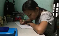 Nghị lực phi thường của cô bé học sinh giỏi mồ côi mẹ, cha liệt giường