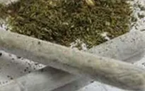 Bắt quả tang 4 đối tượng thuê khách sạn sử dụng ma túy đá và cỏ Mỹ