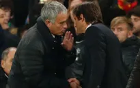 Nóng mặt với HLV, một sao tại Chelsea tính kế sang Man Utd