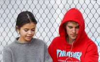 Justin Bieber đang đợi Selena Gomez xác nhận chuyện tái hợp